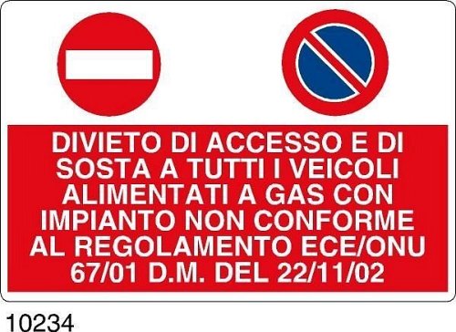 Divieto di accesso e di sosta - A - Alluminio - 500x330 mm.