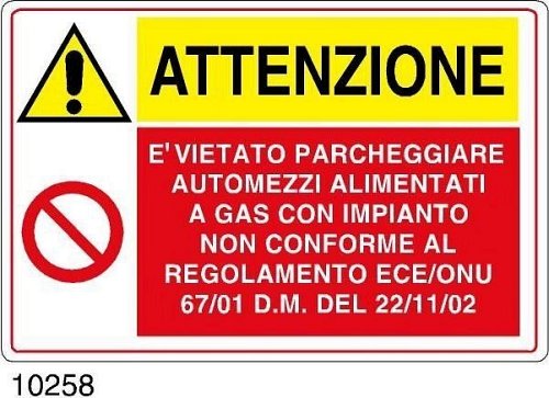 Vietato parcheggiare automezzi alimentati a gas - A - Alluminio - 500x330 mm. - Conf 10 pz